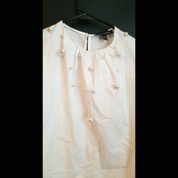 BRAND NEW WITH TAGS! BANANA REPUBLIC PEARL EMBELLISHED LINEN TOP - Picture 7 of 15